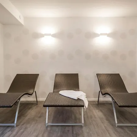 Haus Strandlaeufer 2 2 Kuestennebel * בוסום